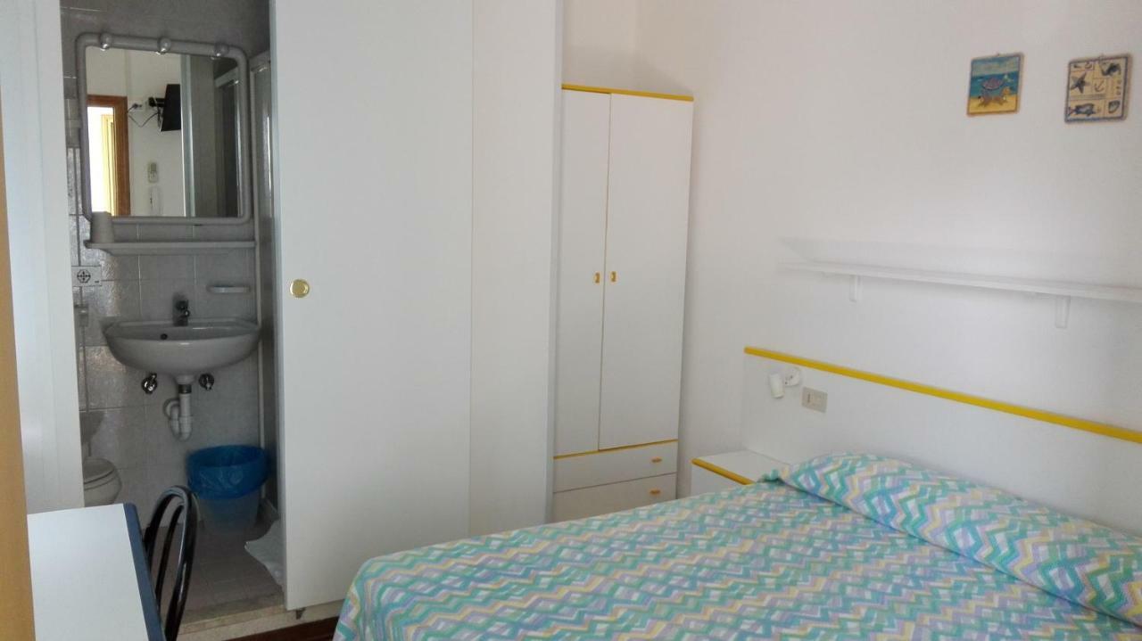Albergo Elena Garni Caorle Ngoại thất bức ảnh