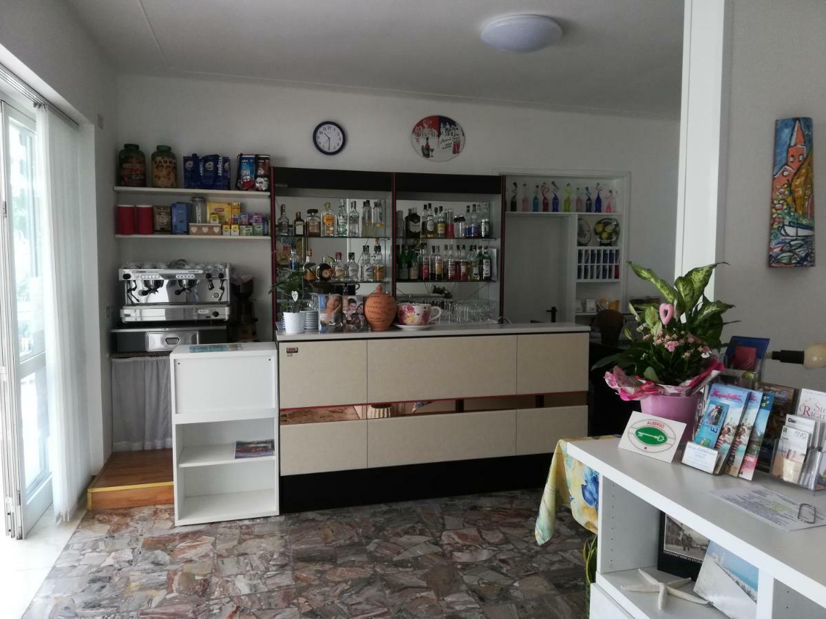 Albergo Elena Garni Caorle Ngoại thất bức ảnh