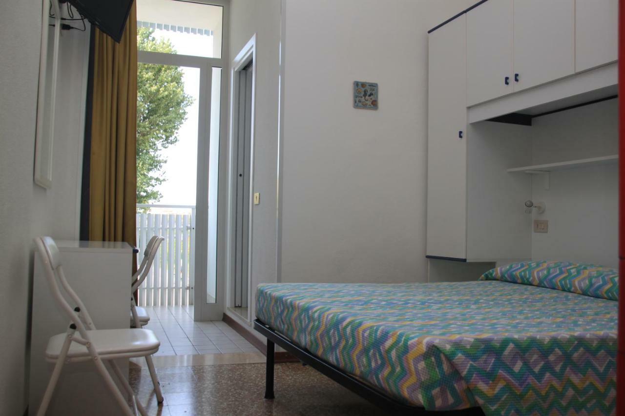 Albergo Elena Garni Caorle Ngoại thất bức ảnh